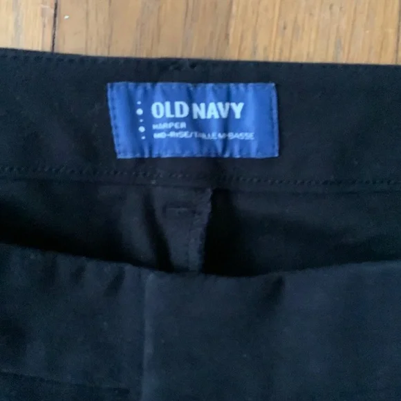 🐞Old Navy black Harper pants. Mid-rise. Size 8. - Picture 4 of 9